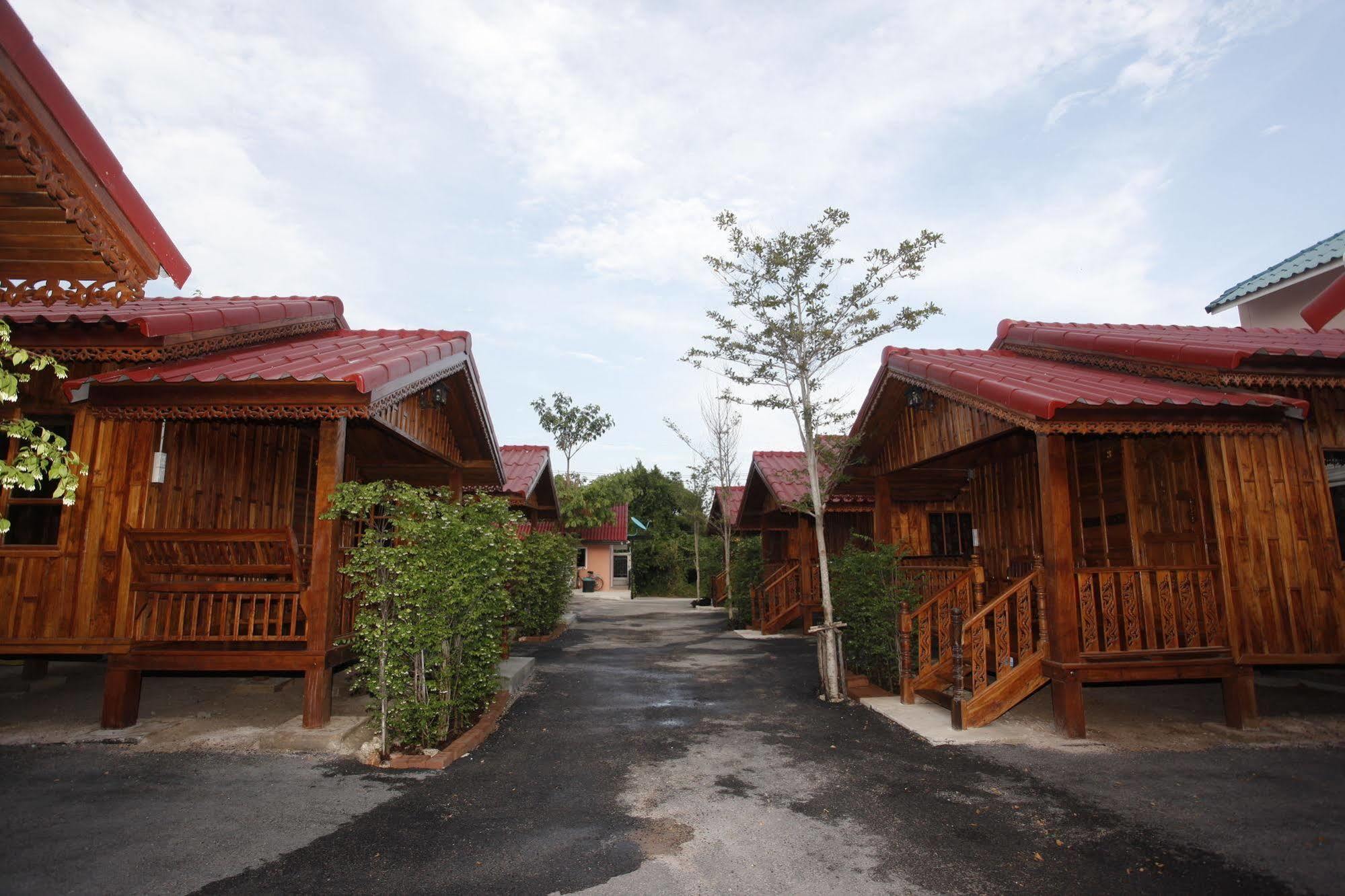 Hua Hin Lap Lae Resort Buitenkant foto